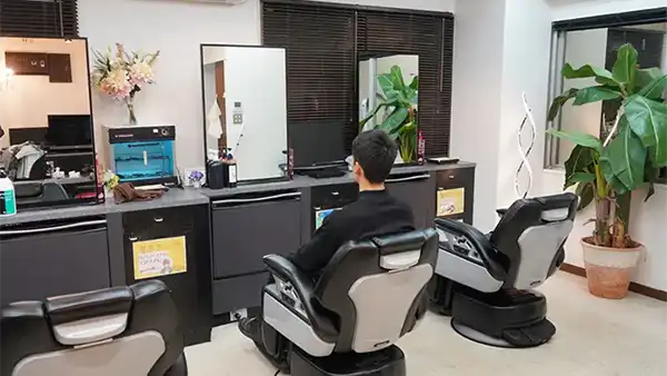 つくば市の床屋のメンズヘアーLA-Rの店内の画像とVRツアーへのリンク